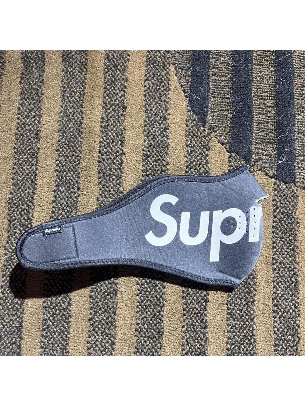Supreme black logo face mask / cold-weather face covering